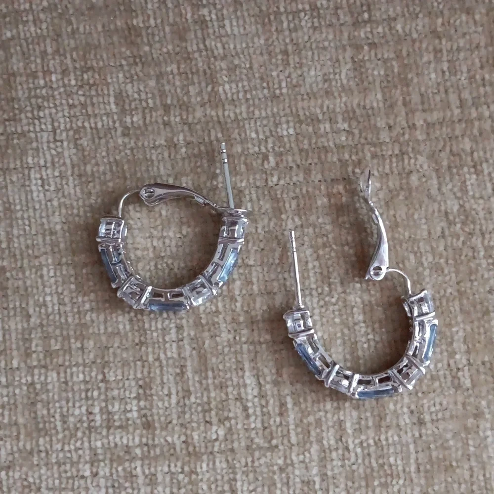 Silver Tone Clear Purple Rhinestone Pierced Earrings
